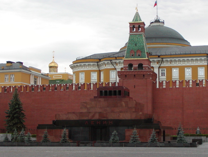 В Госдуму внесли законопроект о захоронении Ленина