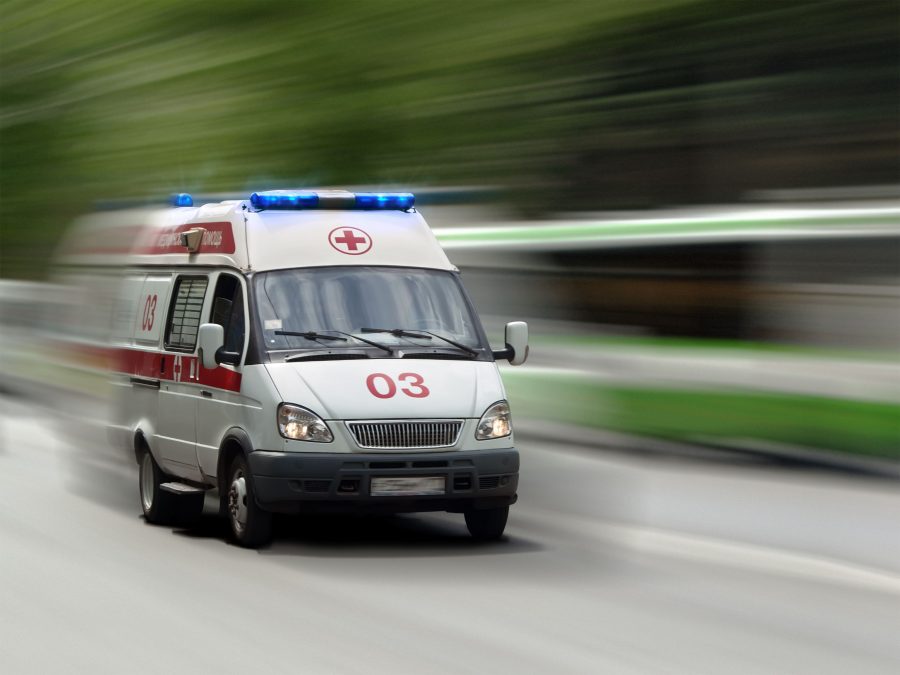 В Новокузнецке столкнулись Toyota и Nissan, пострадали двое взрослых и ребёнок