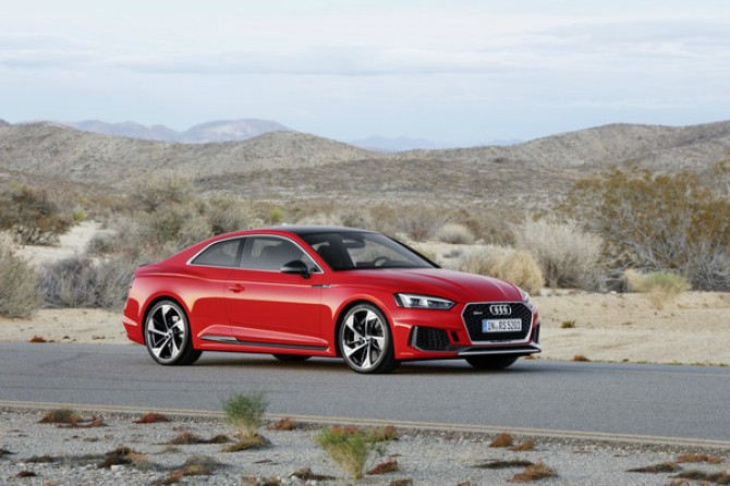 В Audi объявили российские цены на новый RS5 Coupe