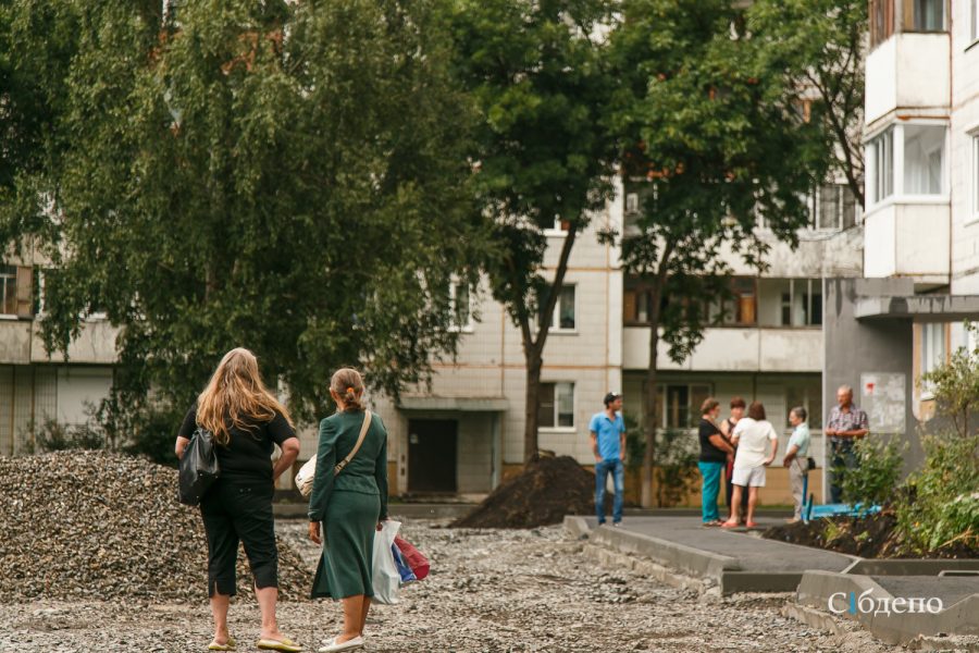 «Это подло и низко»: как в центре Кемерова прошёл «захват» многоквартирного дома